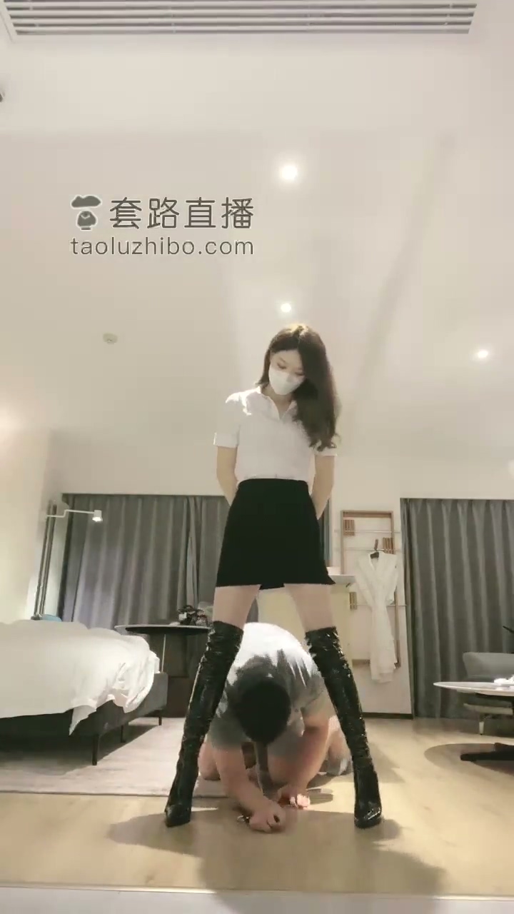 虞姬 长靴 腿绞 强迫喂食圣水  第7张